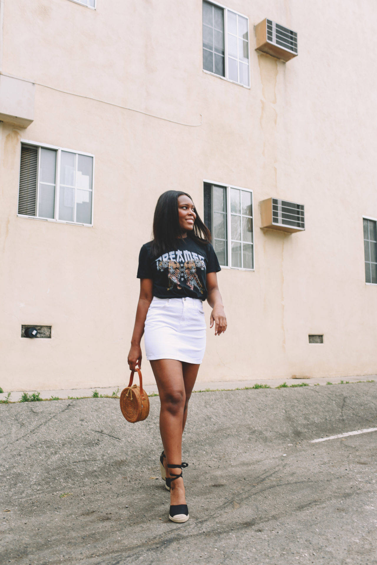 How to Wear a Graphic T-Shirt - Straight A Style