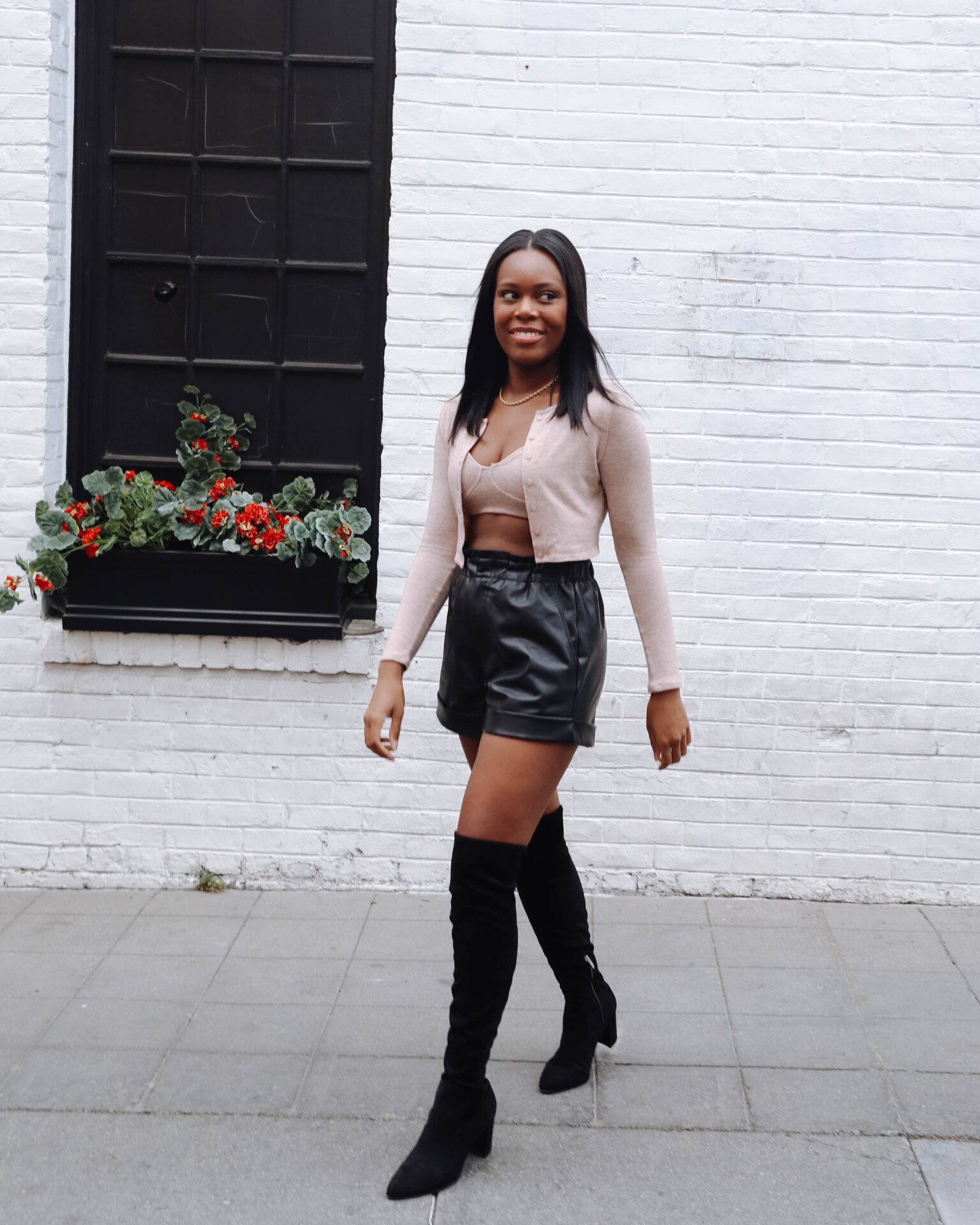 What to Wear with Black Leather Shorts: Best Fashion Tips